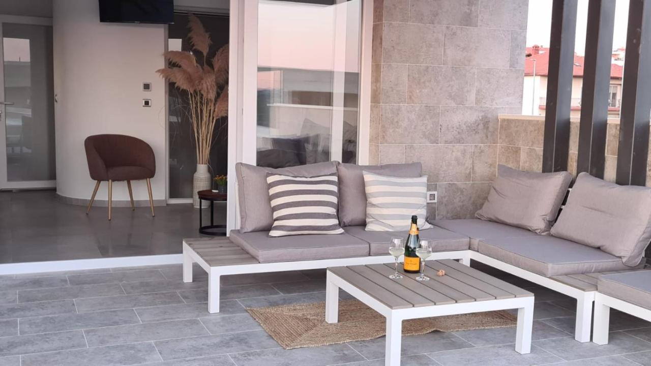 Villa Queen Zadar Bagian luar foto